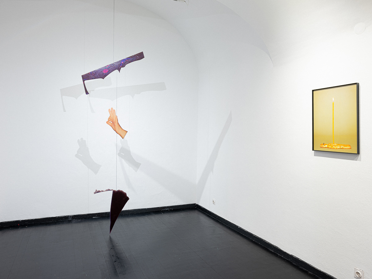 <p>2022/2024<br />
Family Constellations</p>
